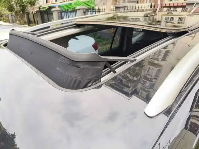 Volkswagen Tiguan L 2022 330TSI Auto 2WD R-Line Premium Edition — фото 5