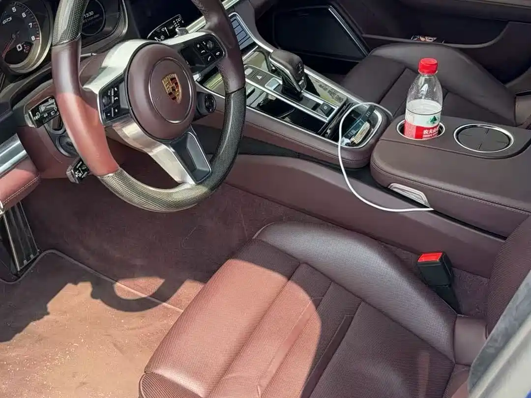 Porsche Panamera 2019 Panamera GTS 4.0T фото 11