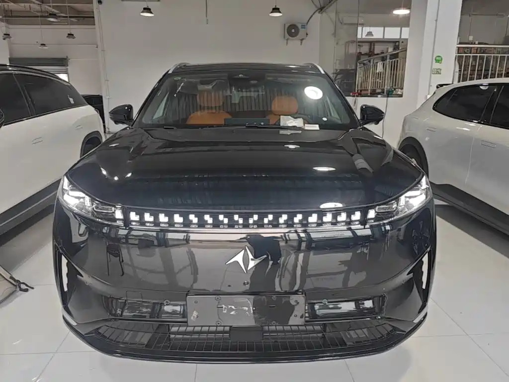 Dongfeng Yipai eπ008 2026 2026 BEV Base Model (5-seater)