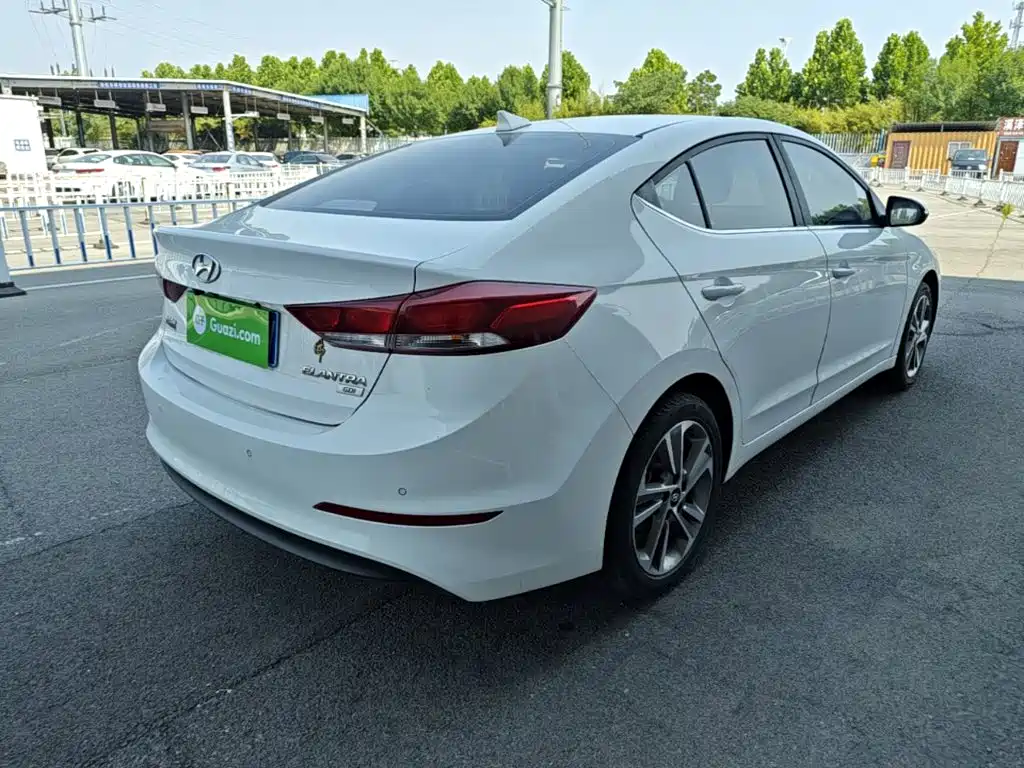 HYUNDAI LEAD