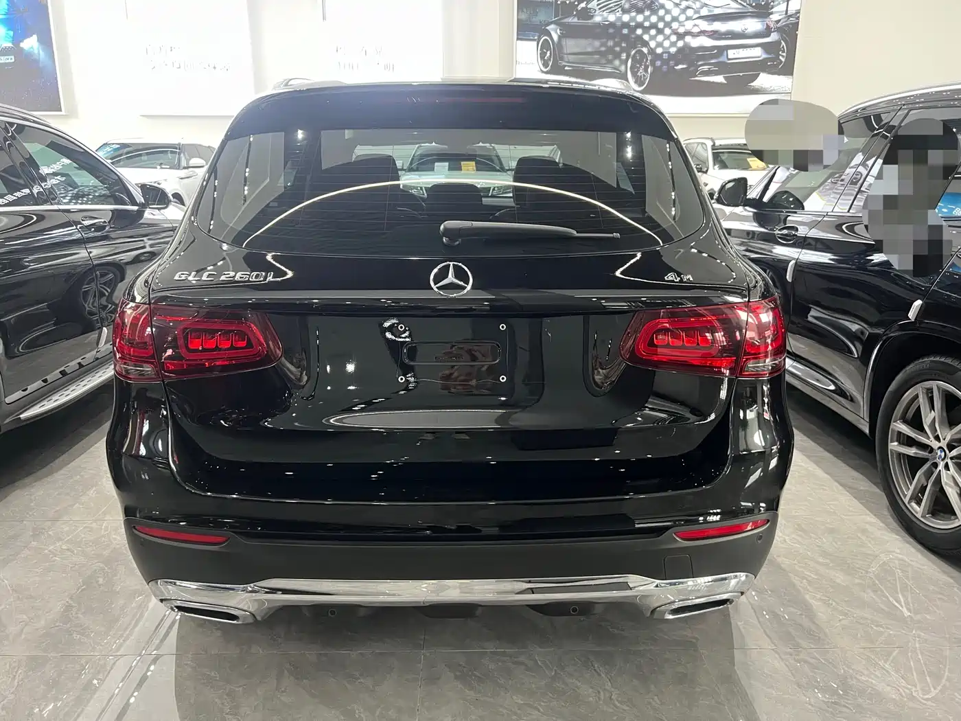 MERCEDES-BENZ GLC