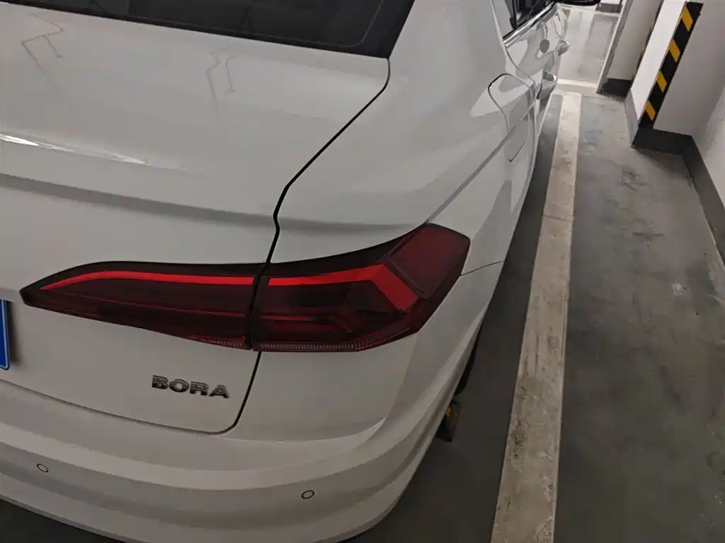 Volkswagen Bora 2020 1.5L Automatic Elite фото 24