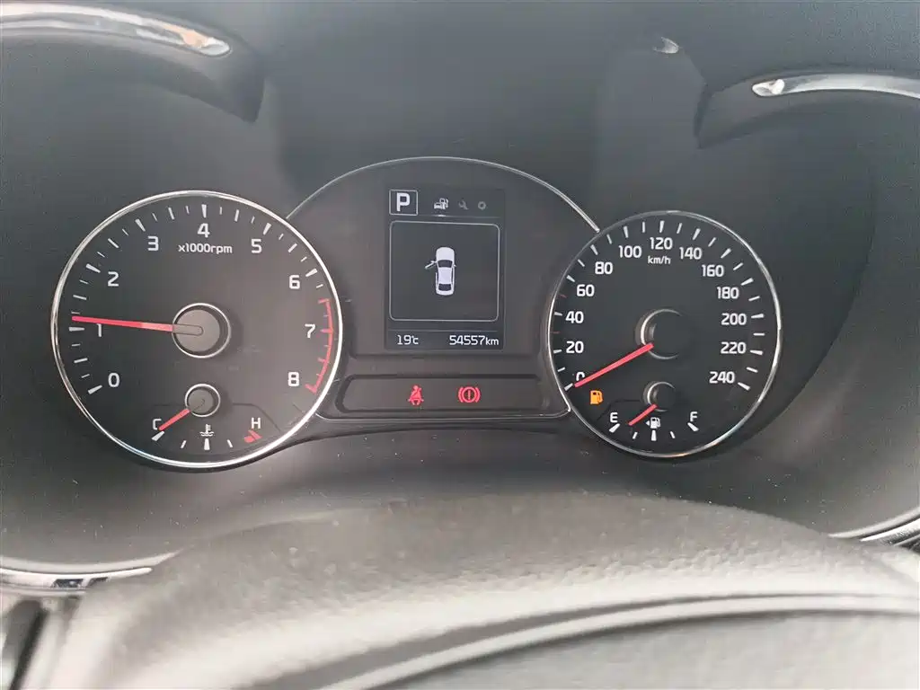 Kia K3 2016 1.6L Automatic GLS фото 8