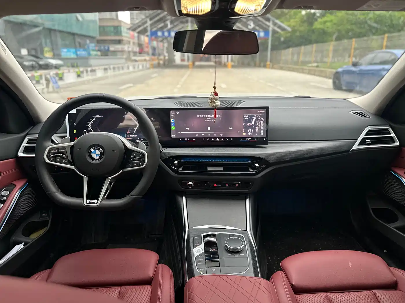 BMW 3 Series 2025 325Li M Sport Package фото 10
