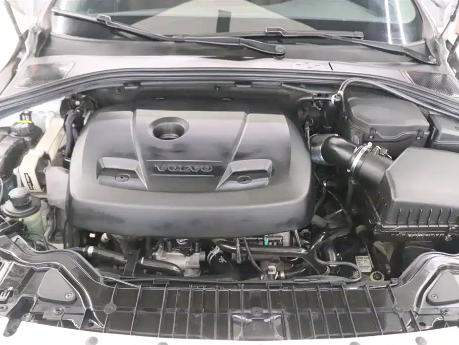 VOLVO S60 PLUG IN HYBRID