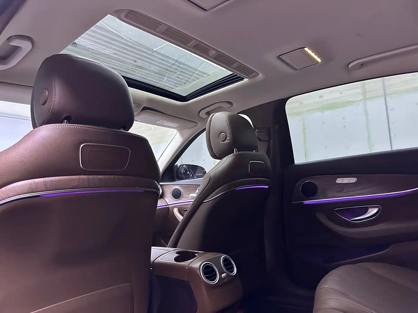 Mercedes-Benz E-Class 2016 E 200 L фото 11
