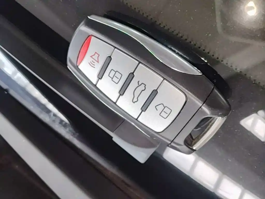 Фото 12 - Haval H6