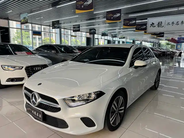 MERCEDES-BENZ A CLASS