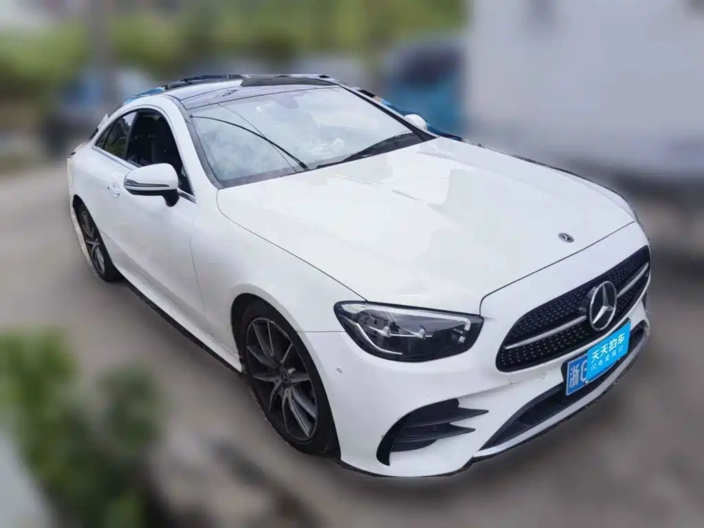 Mercedes-Benz E-Class, миниатюра 3