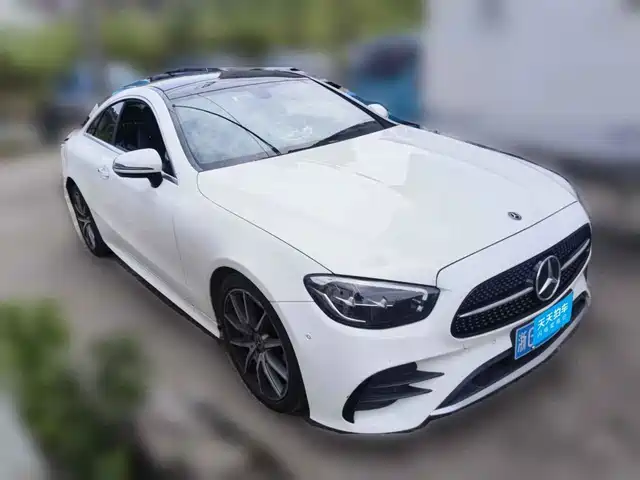 Mercedes-Benz E-Class (Import) 2021 Facelift E 260 Coupe — фото 3