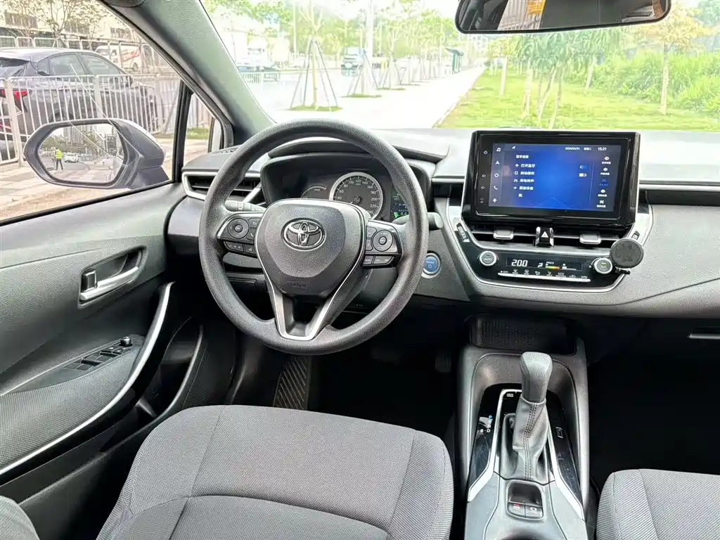 Toyota Levin 2022 Dual Engine 1.8H E-CVT Luxury Edition фото 13