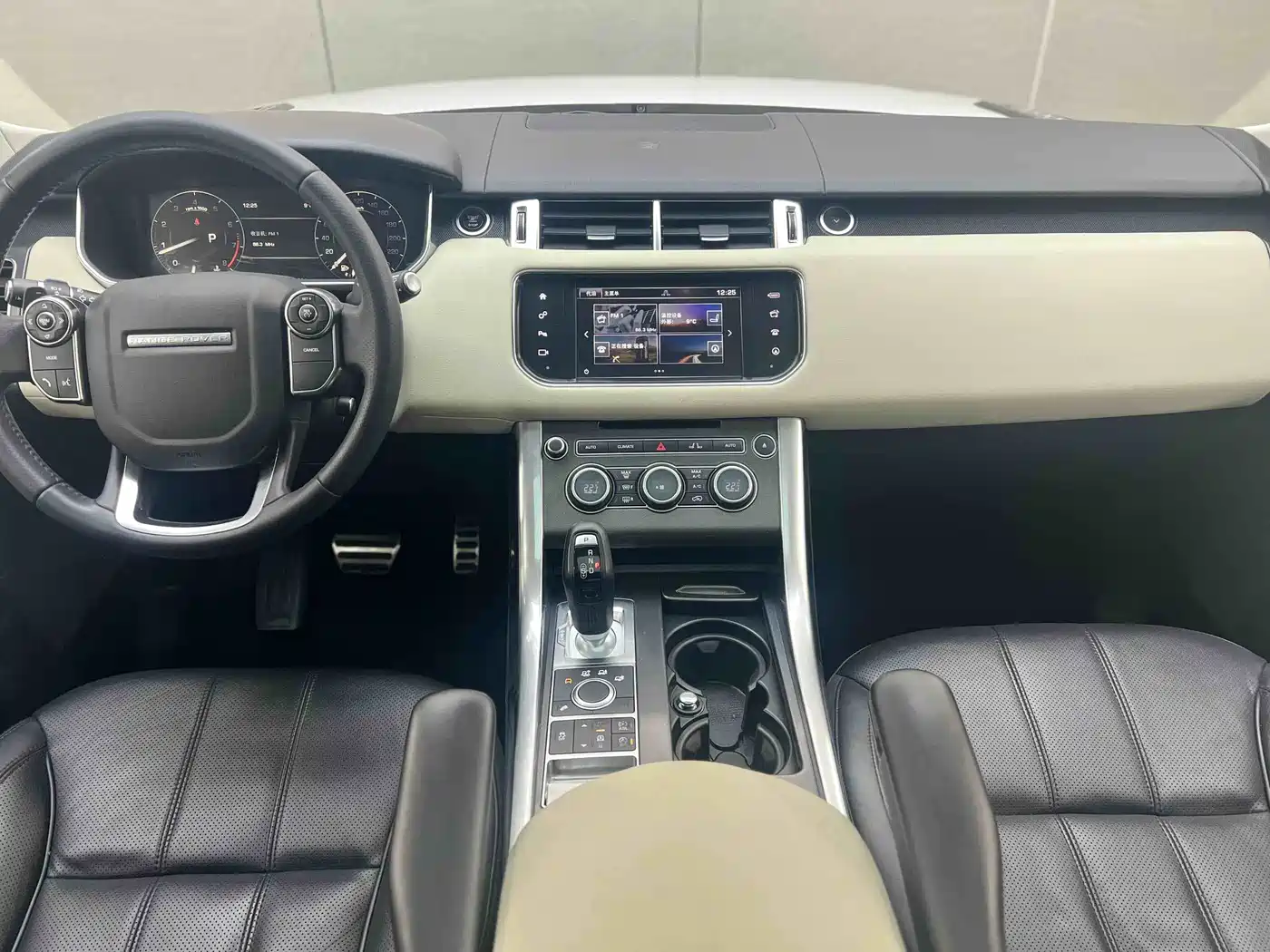 Land Rover Range Rover Sport 2016 Model 3.0 SC V6 HSE DYNAMIC фото 21