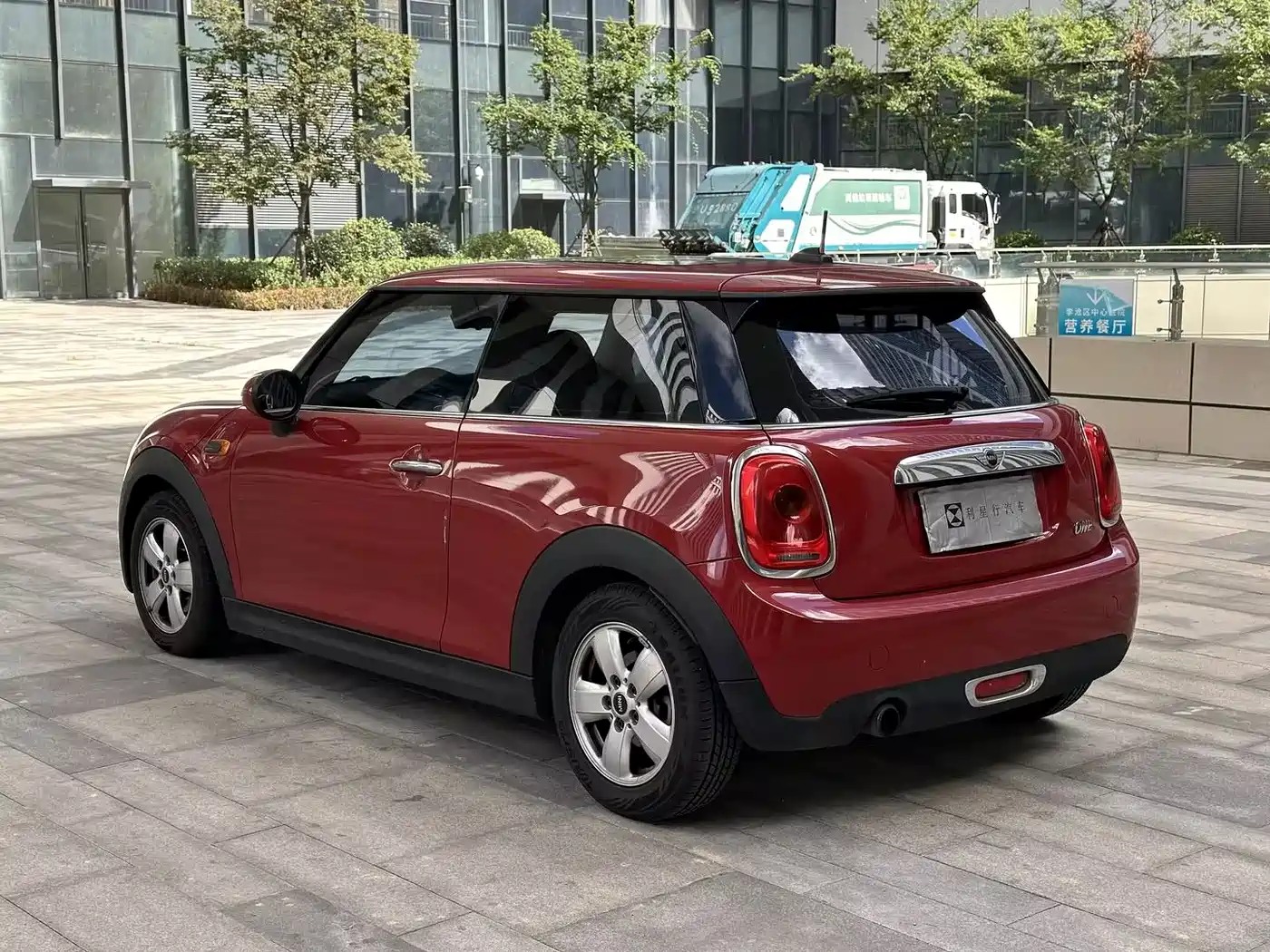 Фото 5 - MINI MINI