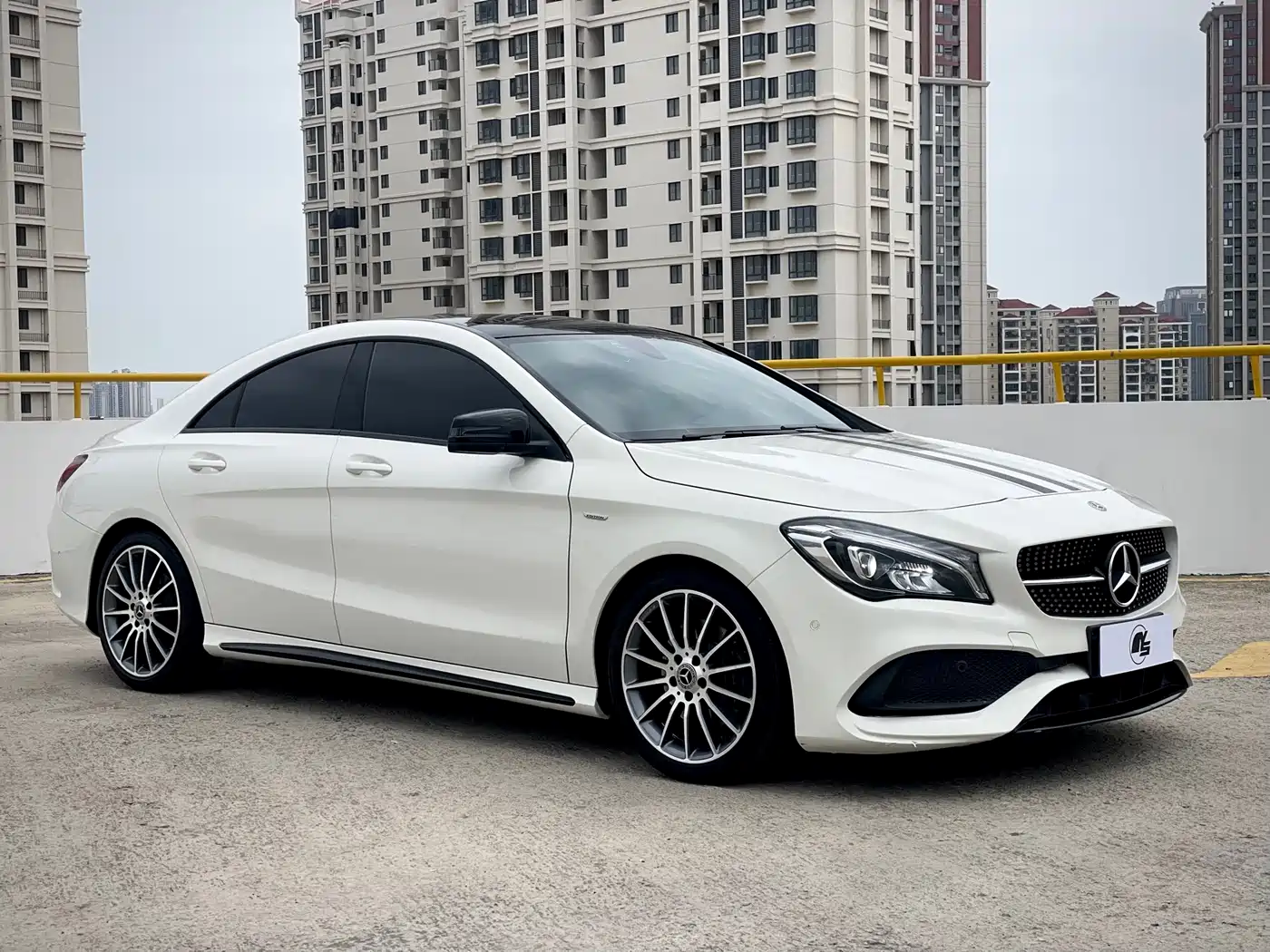 Mercedes-Benz CLA (Import) 2017 CLA 220 4MATIC фото 3