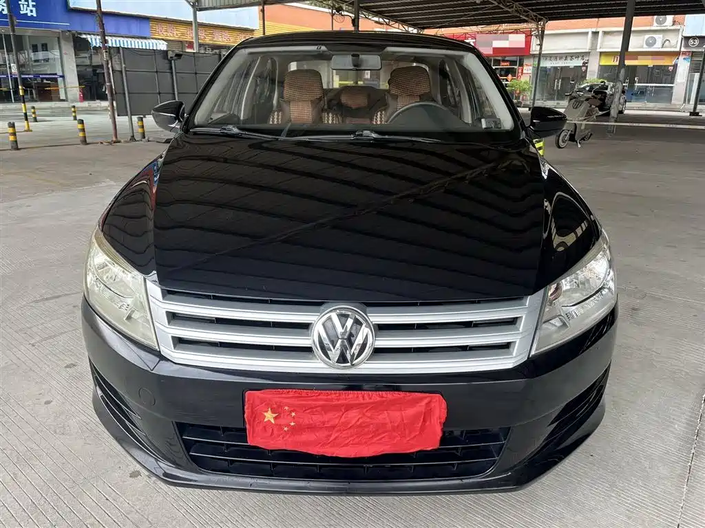 Volkswagen Santana 2015 1.6L Automatic Trend Edition фото 2