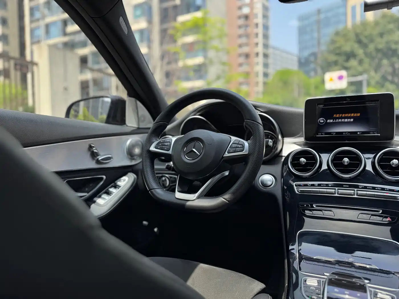 Mercedes-Benz C-Class 2017 Facelift C 200 Sport Edition фото 10