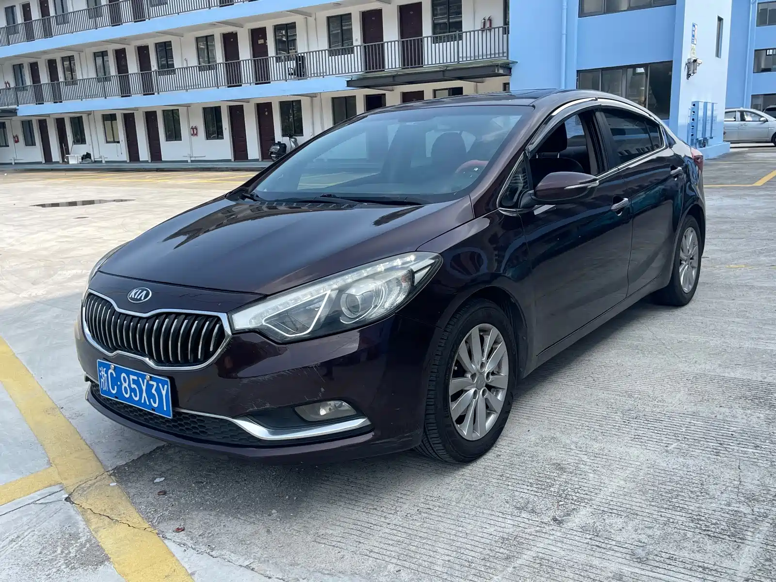 Фото 1 - Kia K3