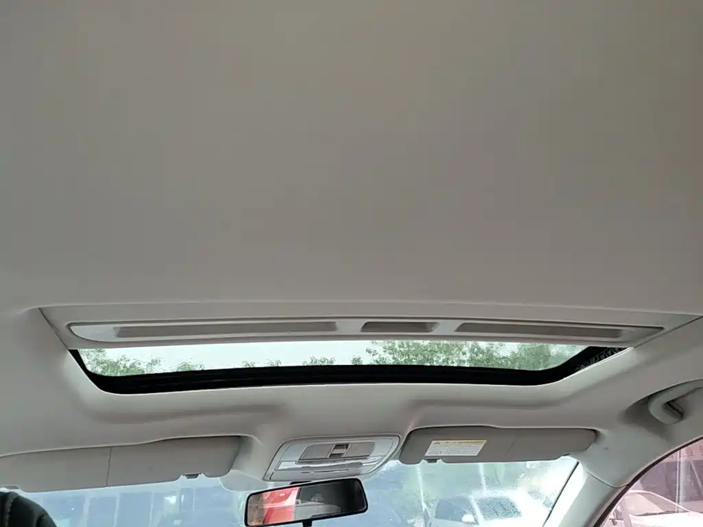 MG MG6 2018 2017 20T Automatic Luxury Smart Connect Version (China V)