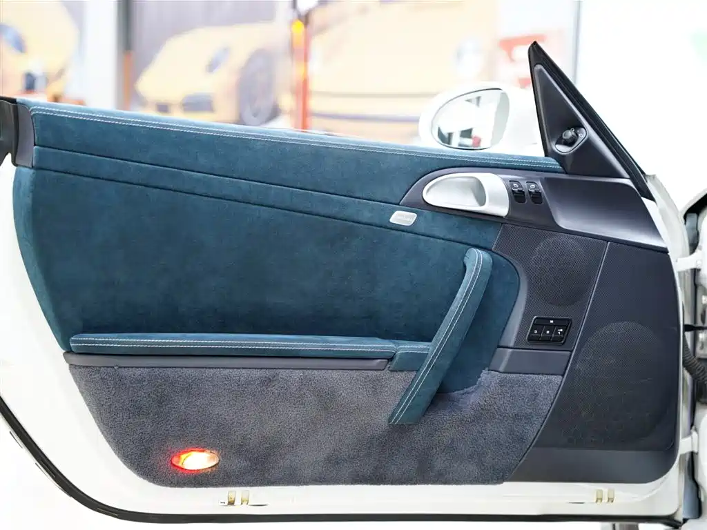 Photo 25 - Porsche 911