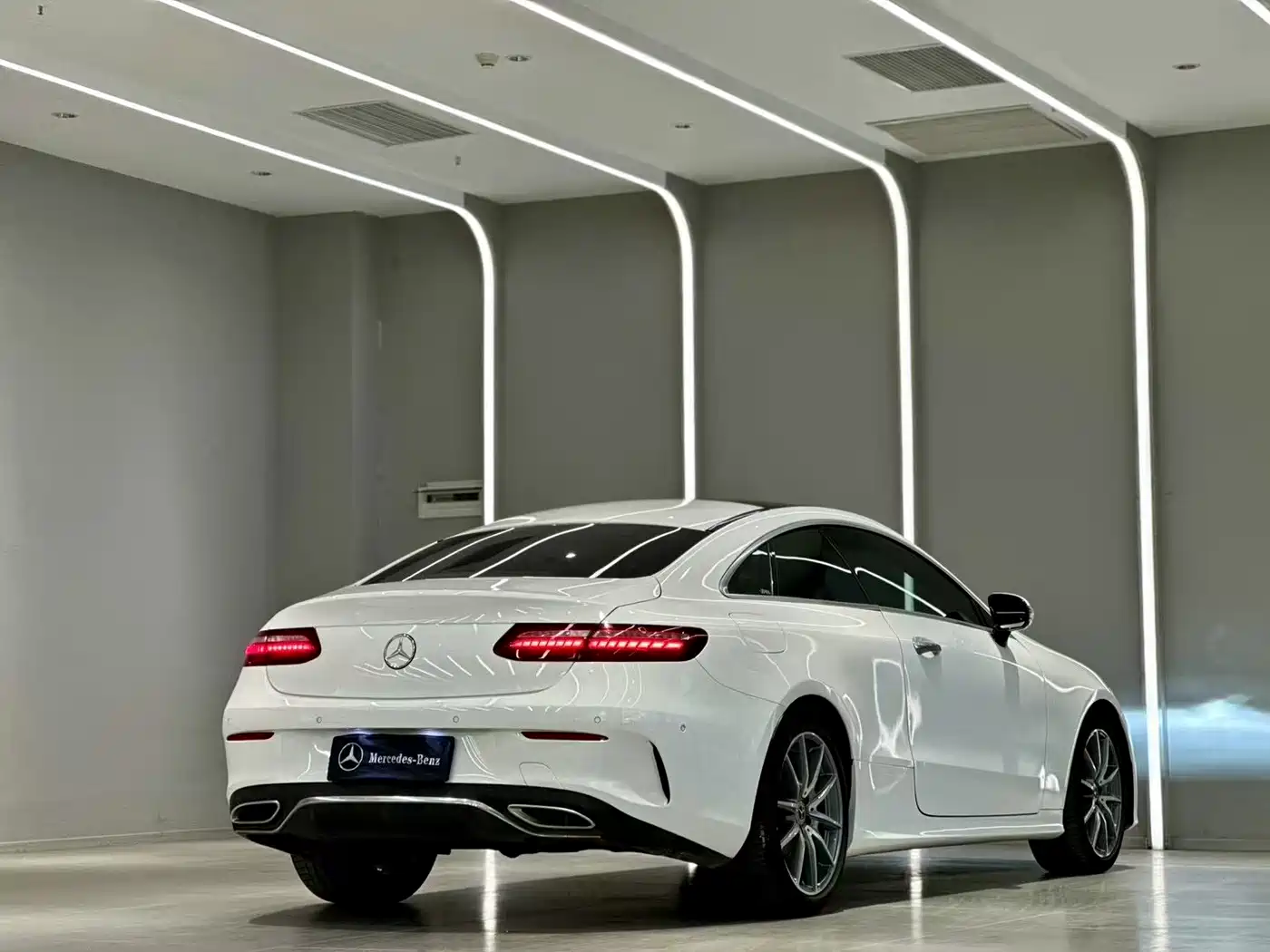 Mercedes-Benz E-Class (Import) 2021 Facelift E 260 Coupe фото 7
