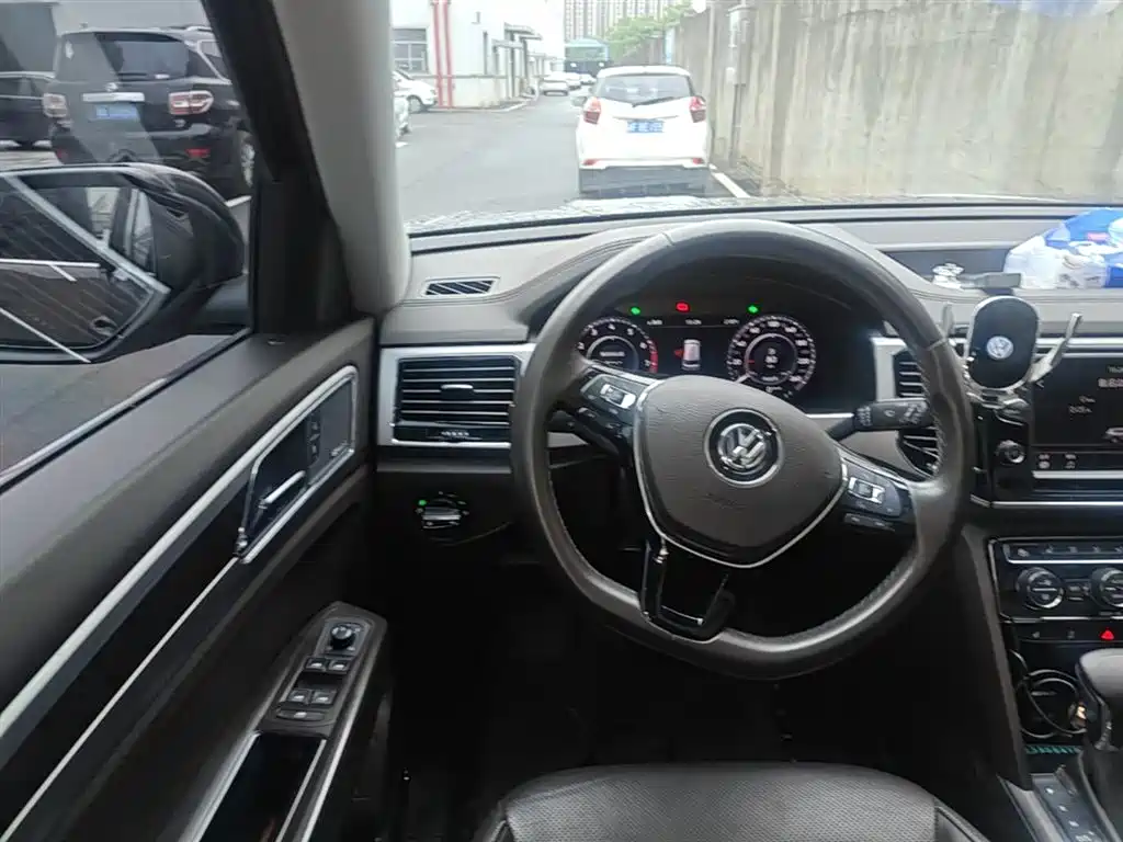 Volkswagen Teramont 2017 380TSI 4WD Flagship фото 11
