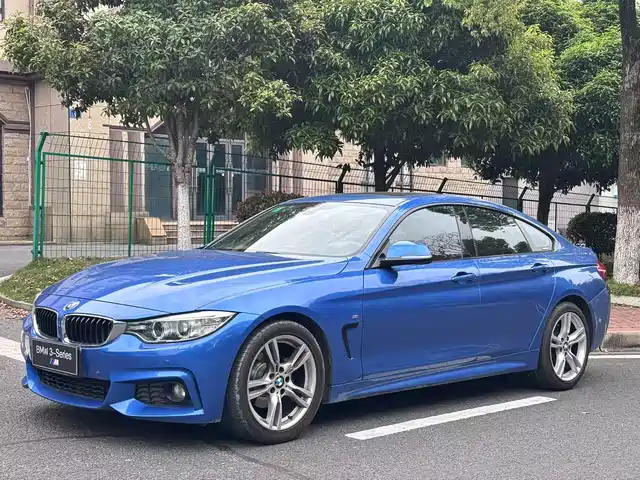 BMW 4 SERIES
