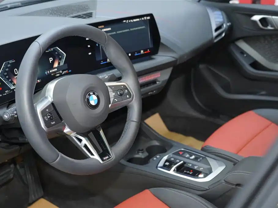 BMW 2 Series 2025 225L M Sport Package фото 12