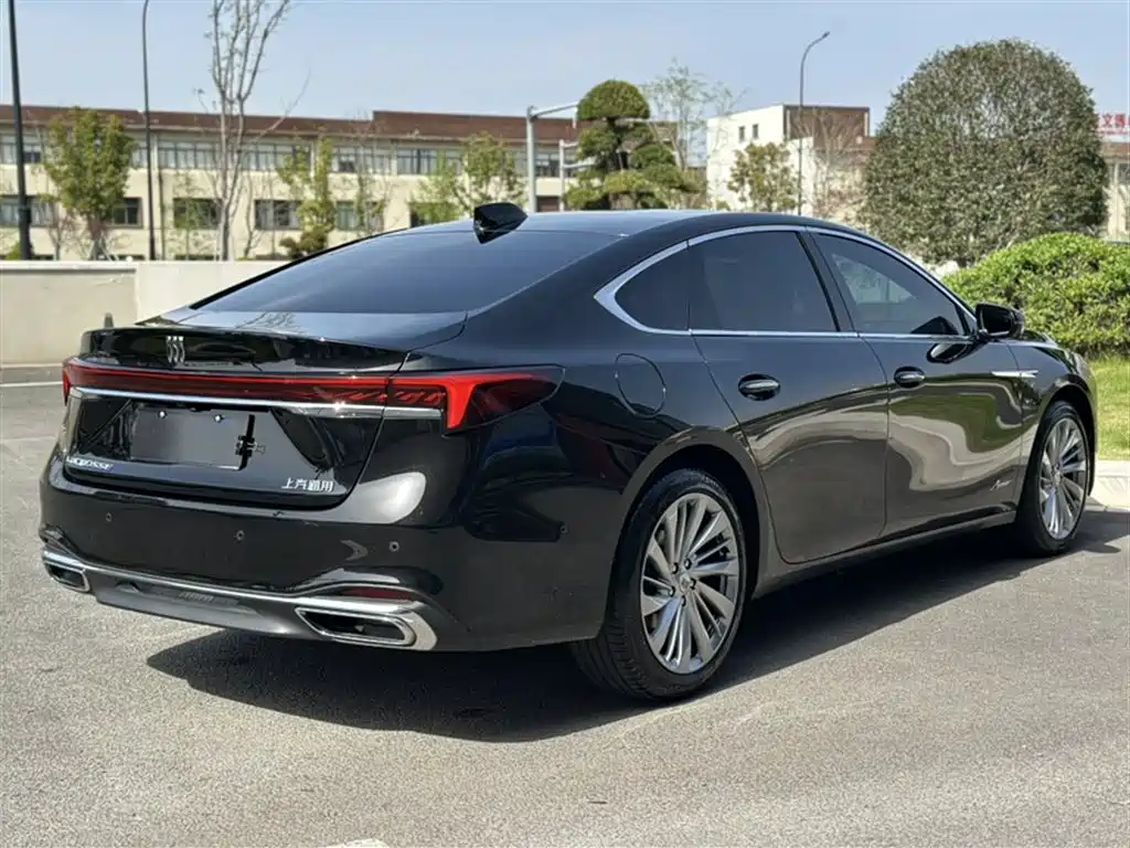 Buick LaCrosse 2023 Avenir Edition фото 11