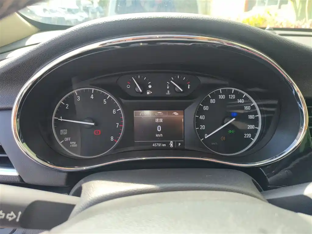 Buick Encore 2018 18T Automatic 2WD Urban Elite фото 5