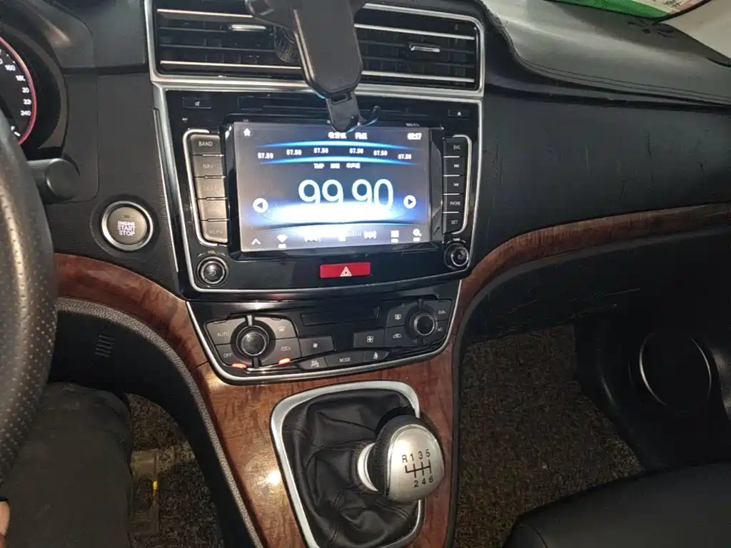 Фото 9 - Haval H6