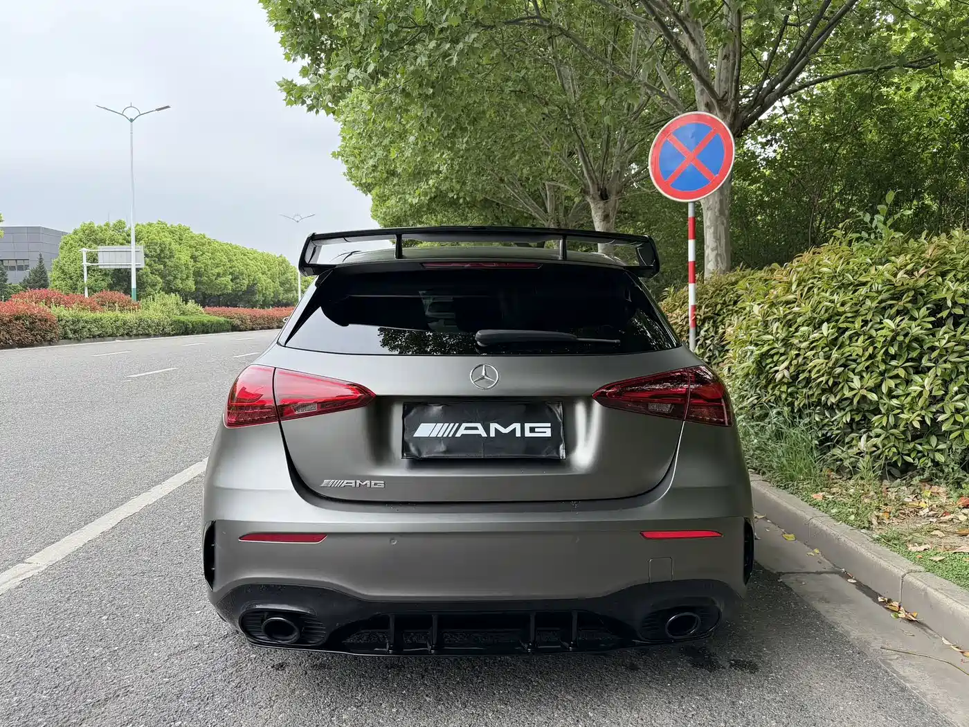 Mercedes-Benz A-Class AMG (Import) 2024 AMG A 35 4MATIC фото 5