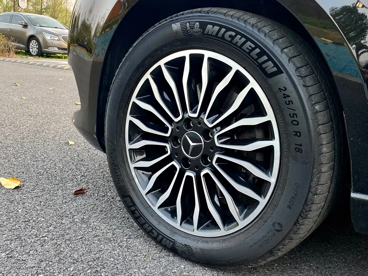 Mercedes-Benz V-Class 2017 Model V 260 L Premium Extended Edition фото 28