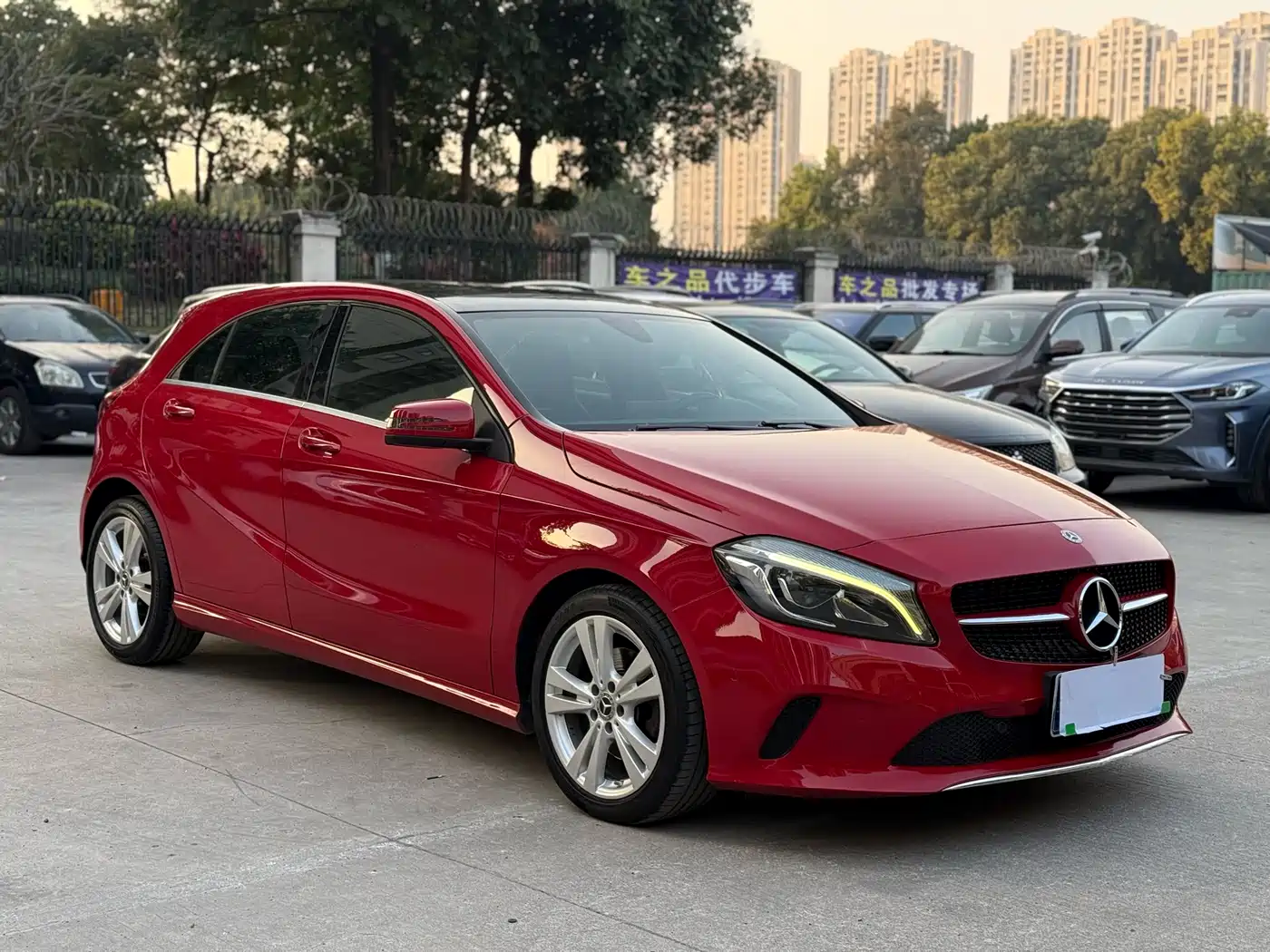 Mercedes-Benz A-Class (Import) 2016 A 200 Dynamic фото 3