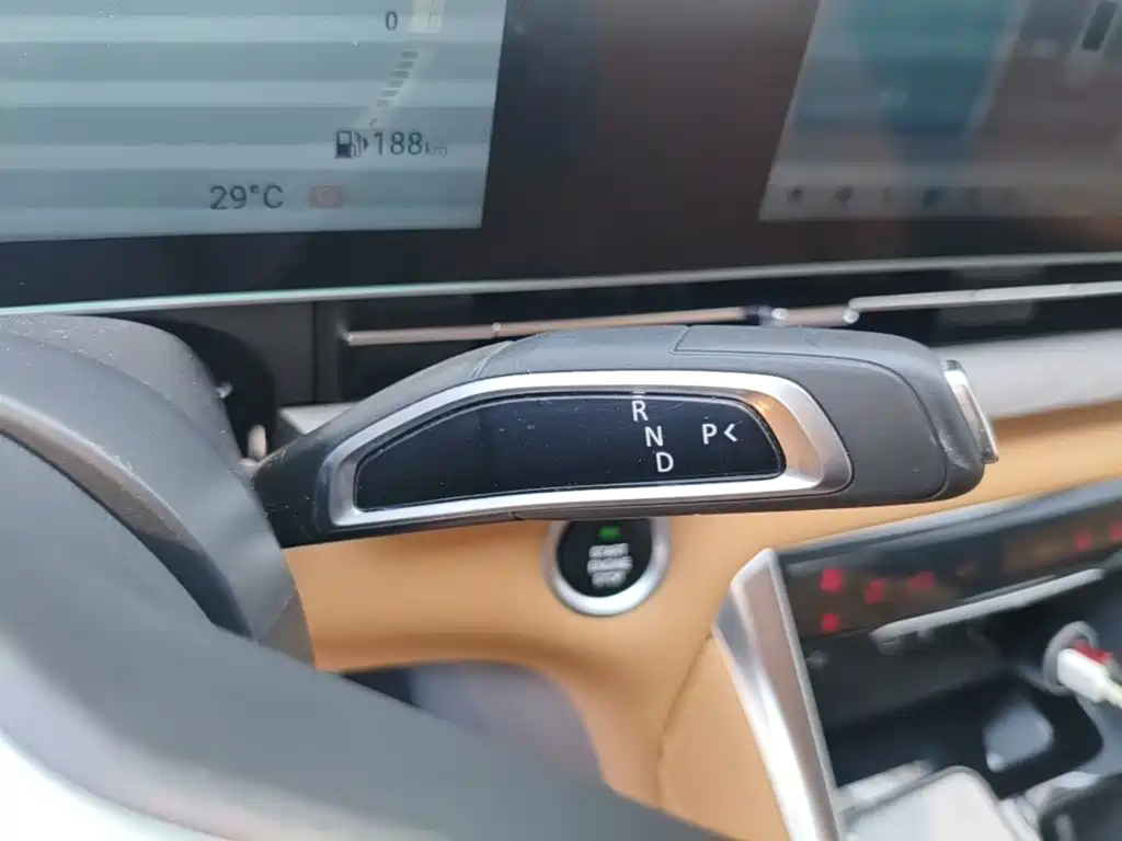 SAIC Maxus Maxus G50 PHEV 2025 2025 Pilot Edition