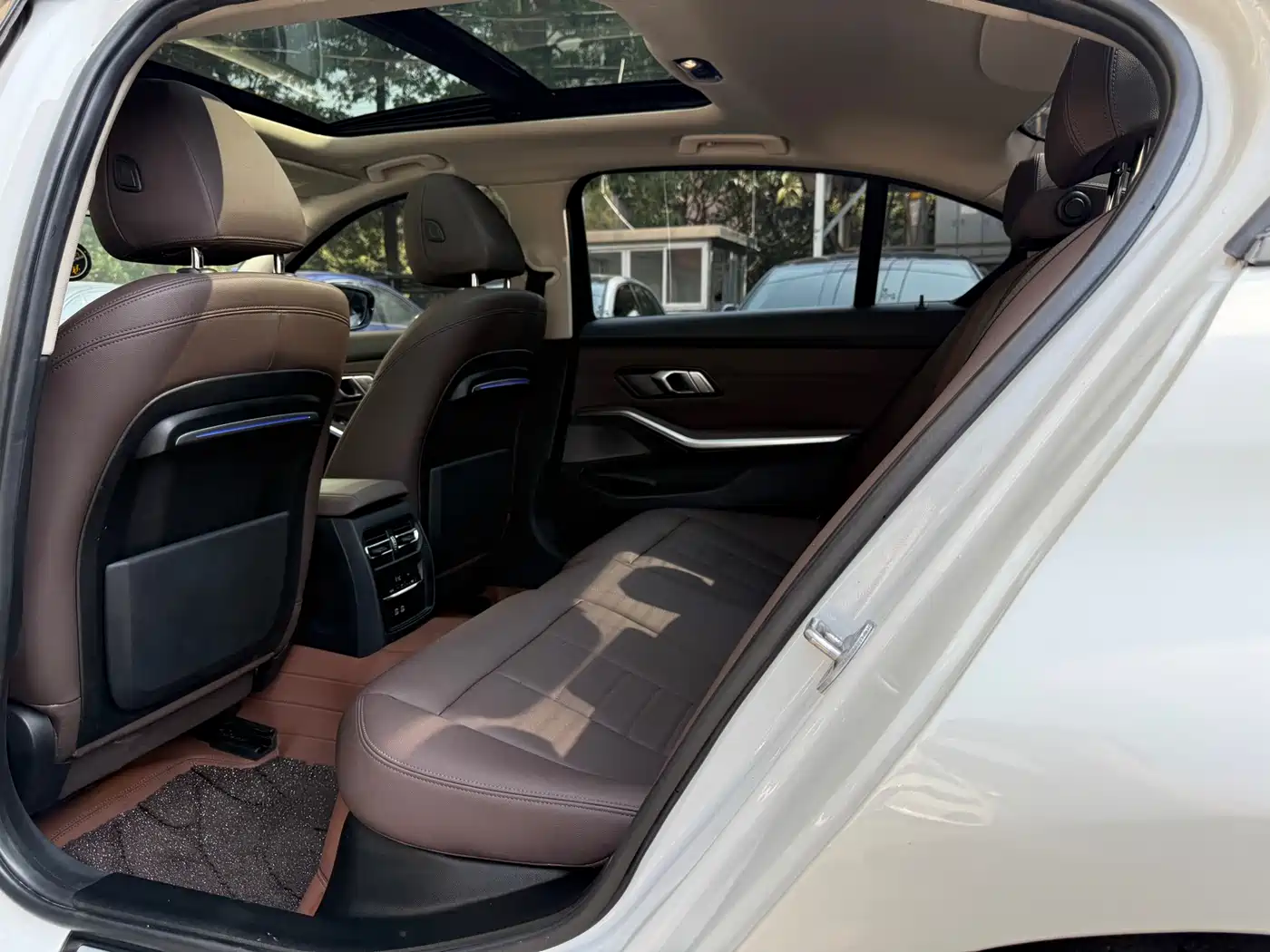 BMW 3 Series 2021 Second Facelift 325Li M Sport Package фото 9