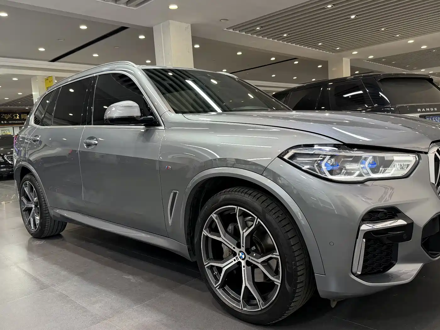 BMW X5 2022 Model xDrive 40Li M Sport Package фото 41