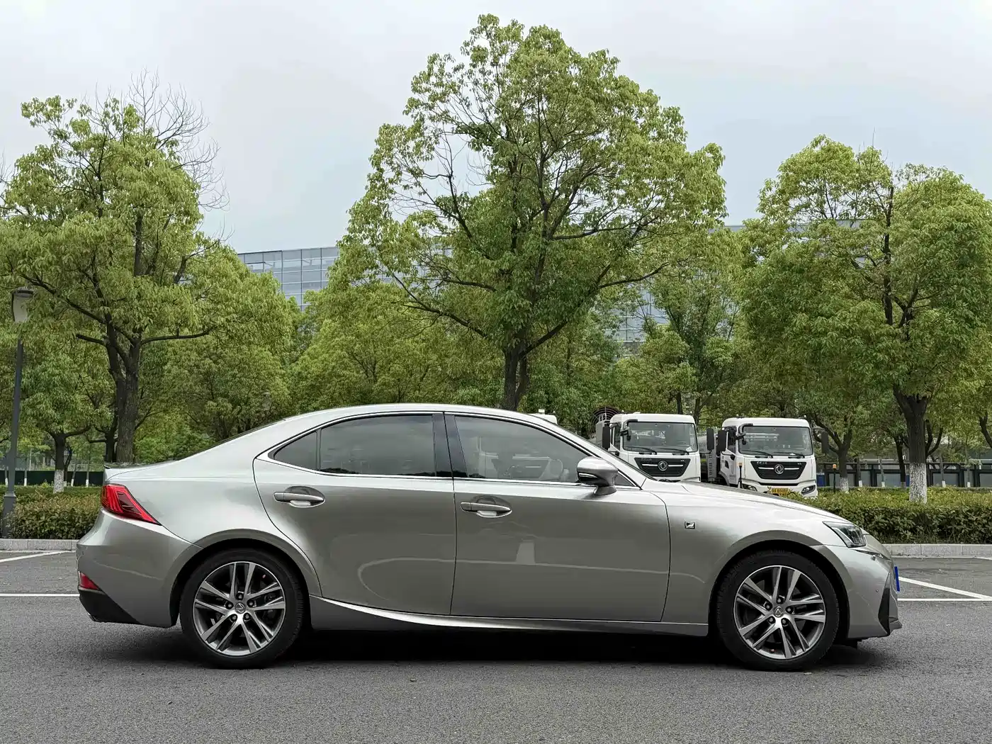Lexus IS 2017 300 F SPORT фото 7
