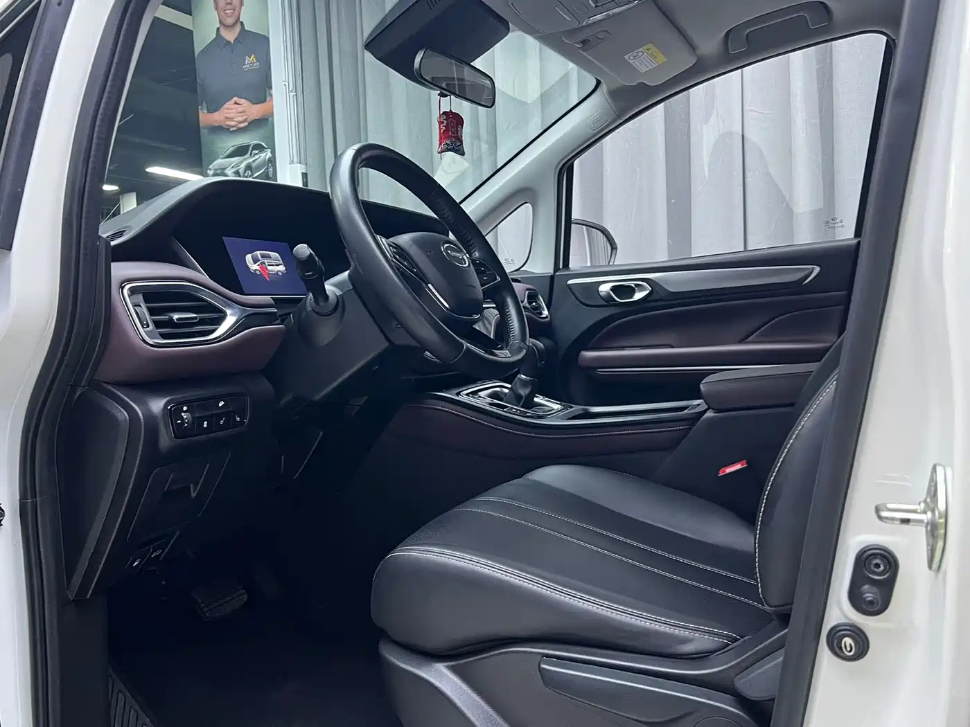 GAC Trumpchi M6, миниатюра 16
