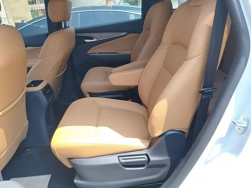 SAIC Maxus Maxus G50 PHEV 2025 2025 Pilot Edition