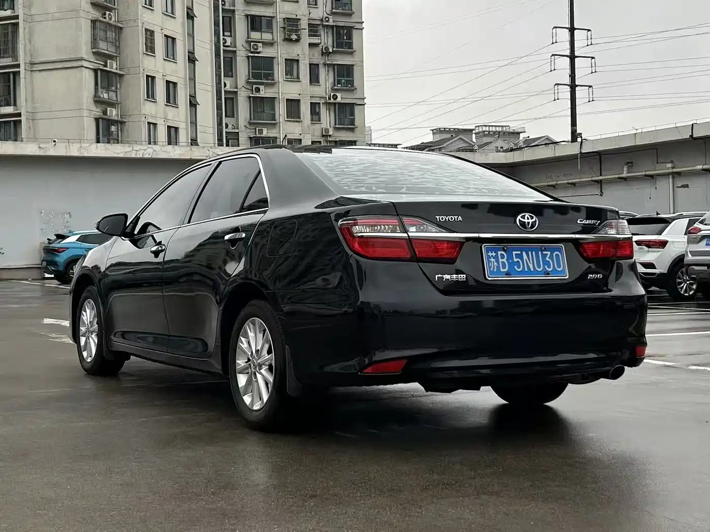 Toyota Camry 2016 2.0G 10th Anniversary Leading Edition фото 7