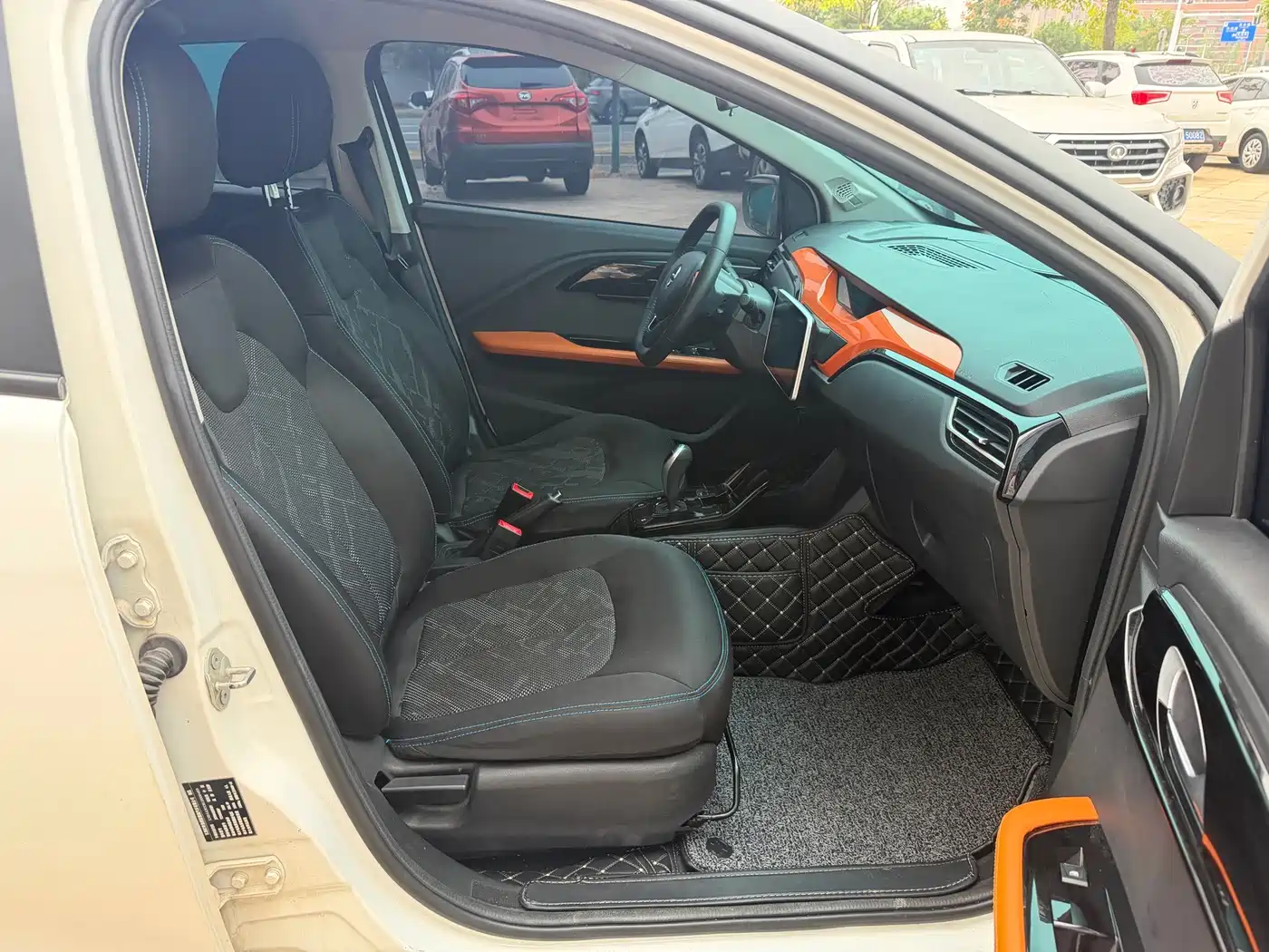 JMCG New Energy Yizhi EV3 2021 2019 Smart Run Edition