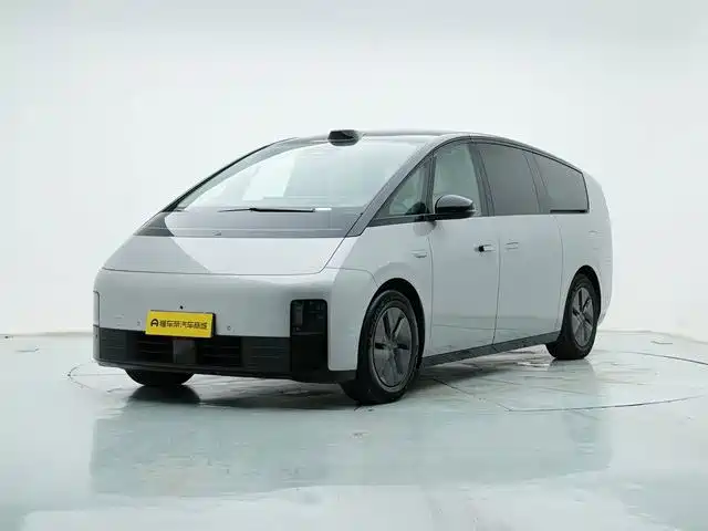 Li Auto MEGA 2024