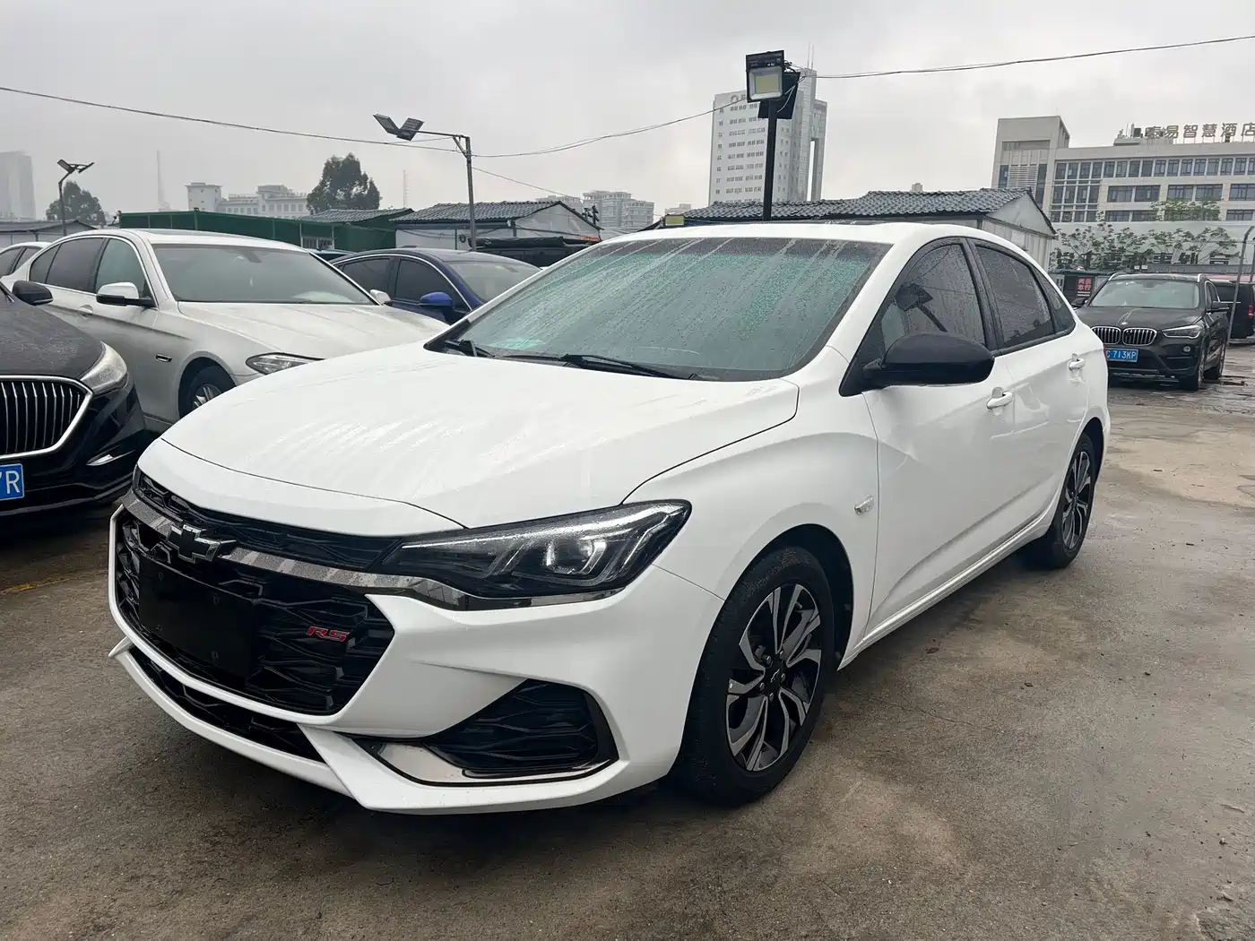 CHEVROLET CRUZE