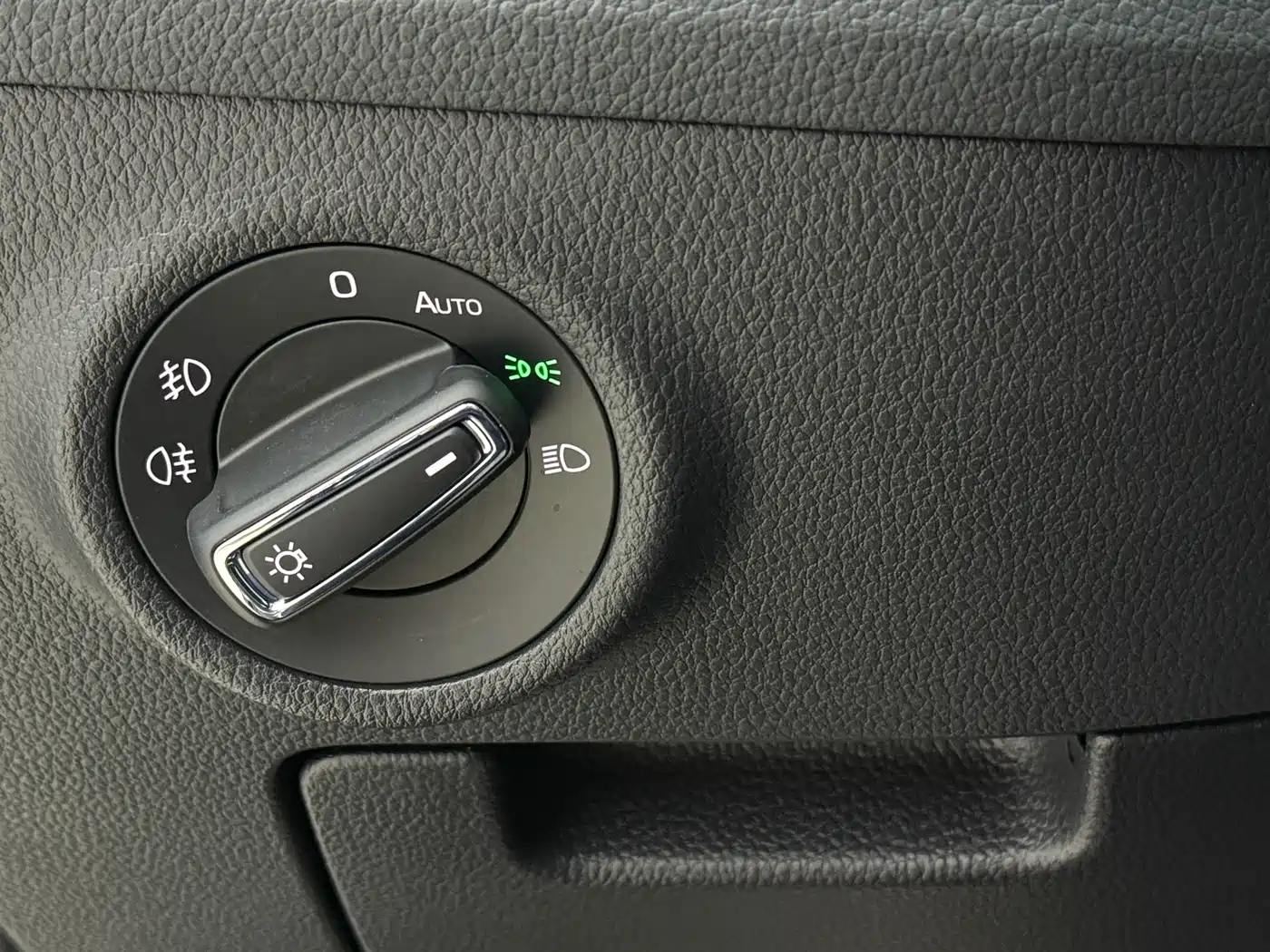Škoda Superb 2025 Model TSI280 DSG Premium Edition фото 18