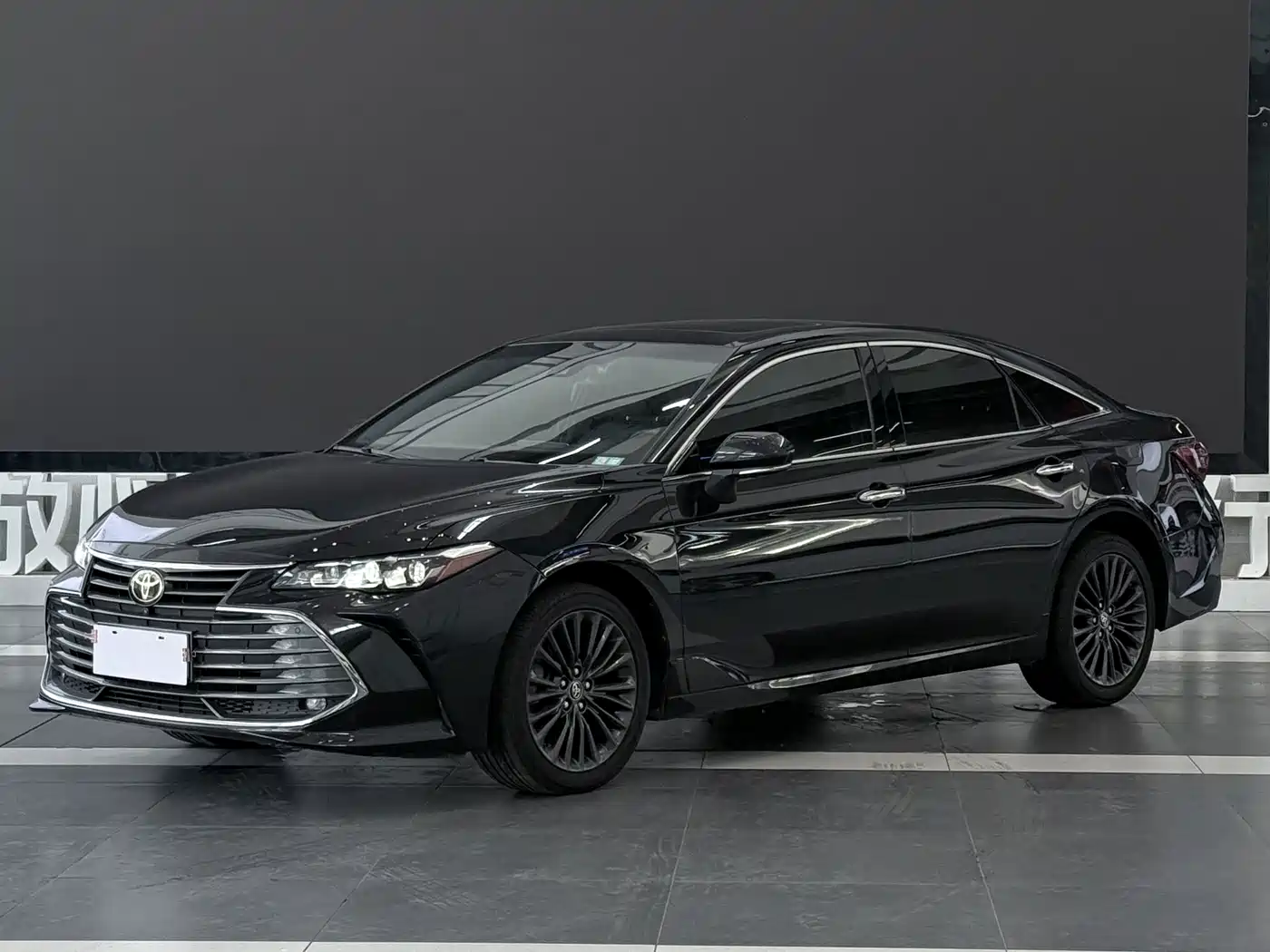 Toyota Avalon 2020 2019 2.0L XLE Premium Edition (China VI)