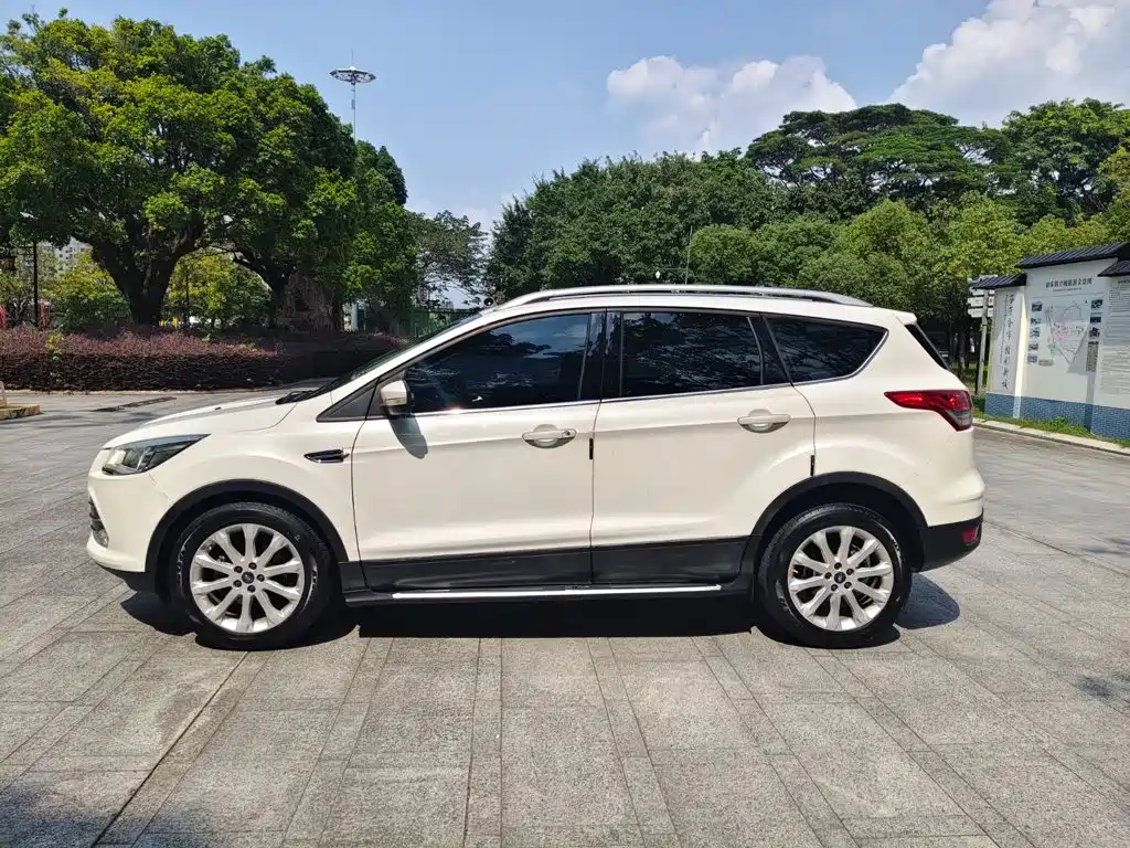 Ford Kuga 2016 2015 1.5L GTDi 2WD Trend