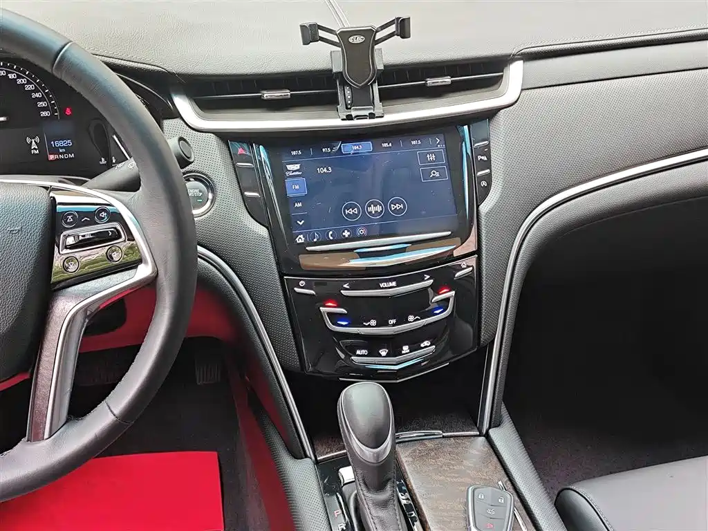 Cadillac XTS 2018 28T Technology фото 5