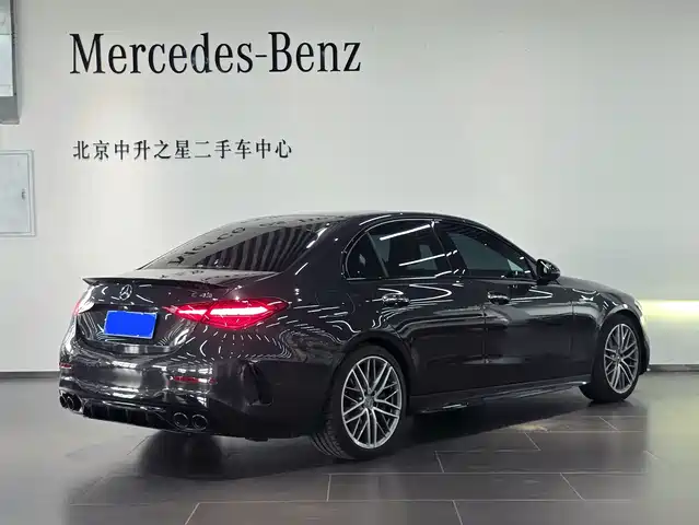 Mercedes-Benz C-Class AMG 2025 AMG C 43 4MATIC — фото 3