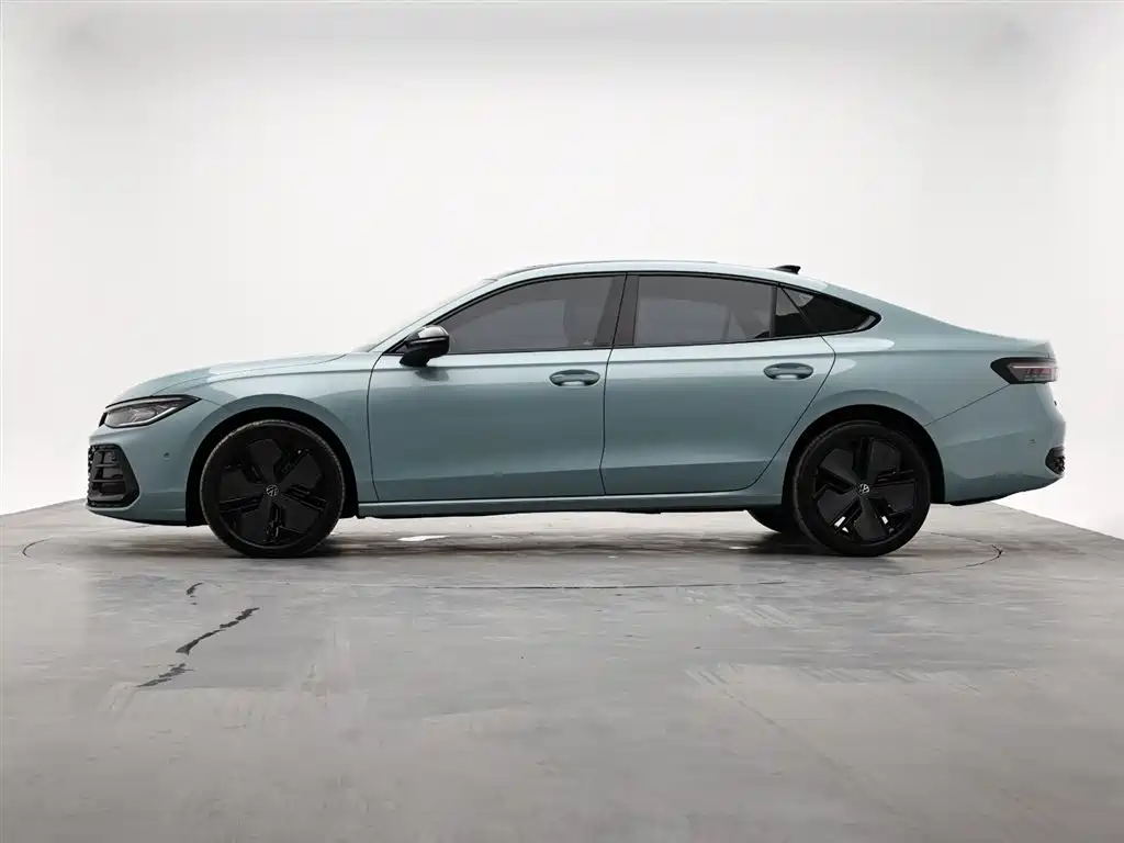 Volkswagen Passat 2025 Model Pro 380TSI Starlight Dragon Premium Edition фото 18