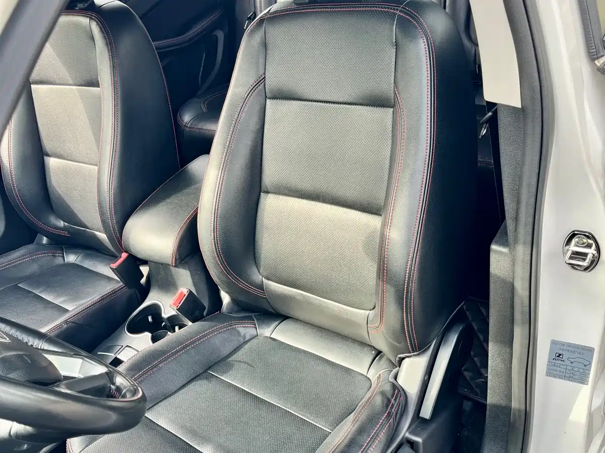 Zotye Damai X5 2015 2015 1.5T Manual Luxury (China IV)